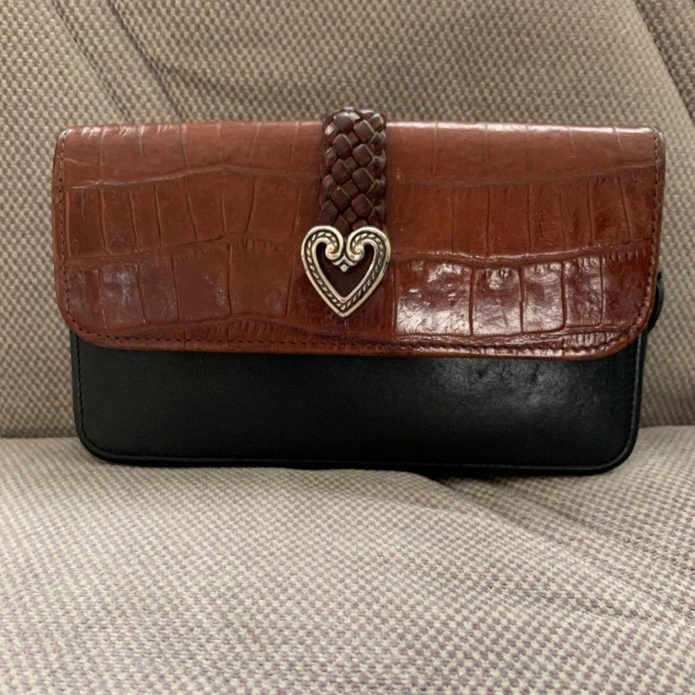 Brighton wallet